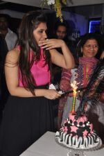 at designer Manali Jagtap_s birthday bash in Mumbai on 19th Nov 2012 (21).JPG